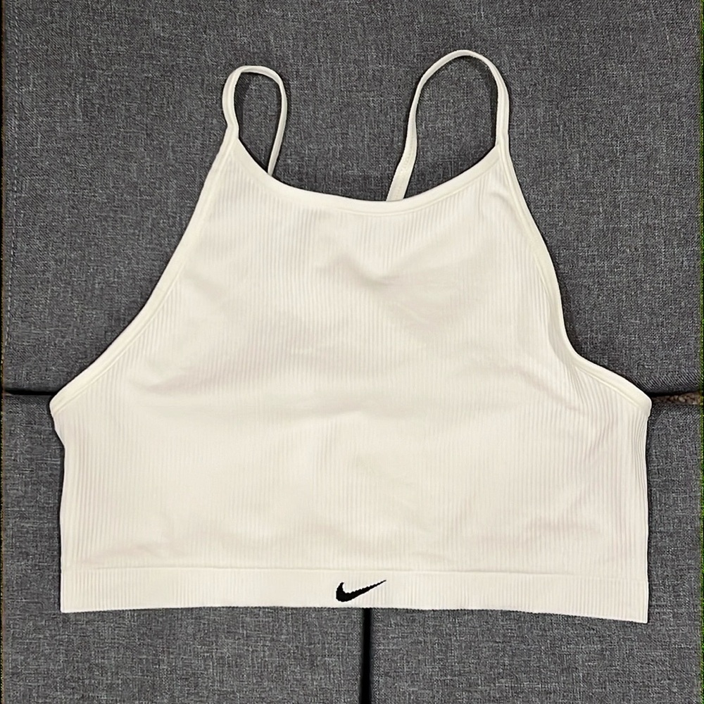 Nike Indy Seamless Ribbed Sport Bra